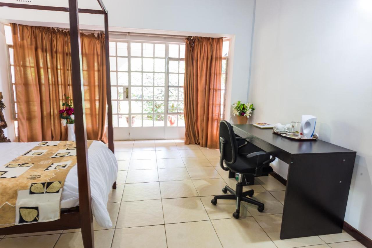 The Ad Lib Executive Lodge Lilongwe Exteriér fotografie