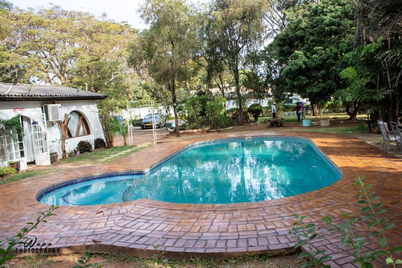 The Ad Lib Executive Lodge Lilongwe Exteriér fotografie