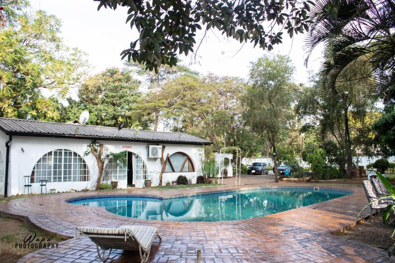 The Ad Lib Executive Lodge Lilongwe Exteriér fotografie